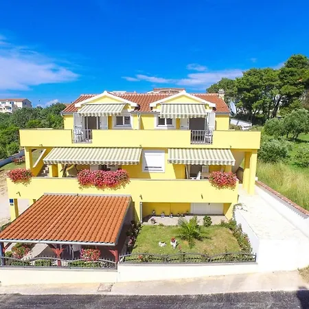 Apartman Guesthouse Drage *