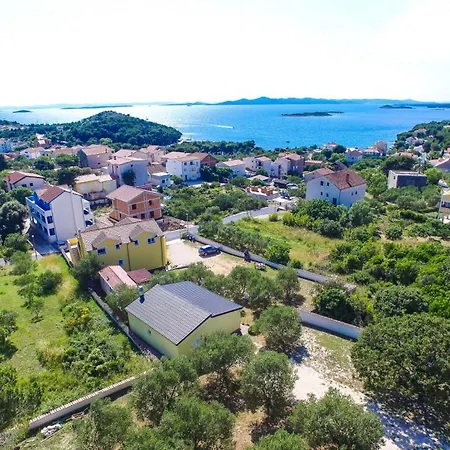 Guesthouse Drage Apartman Drage