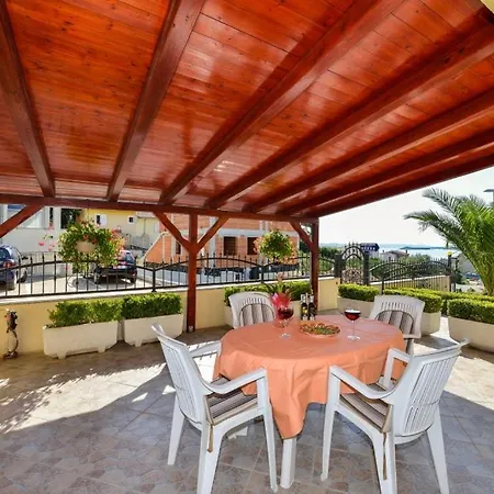 Guesthouse Drage Apartman Drage